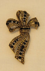 Elegant Vintage Gold Tone & Black Ribbon Brooch